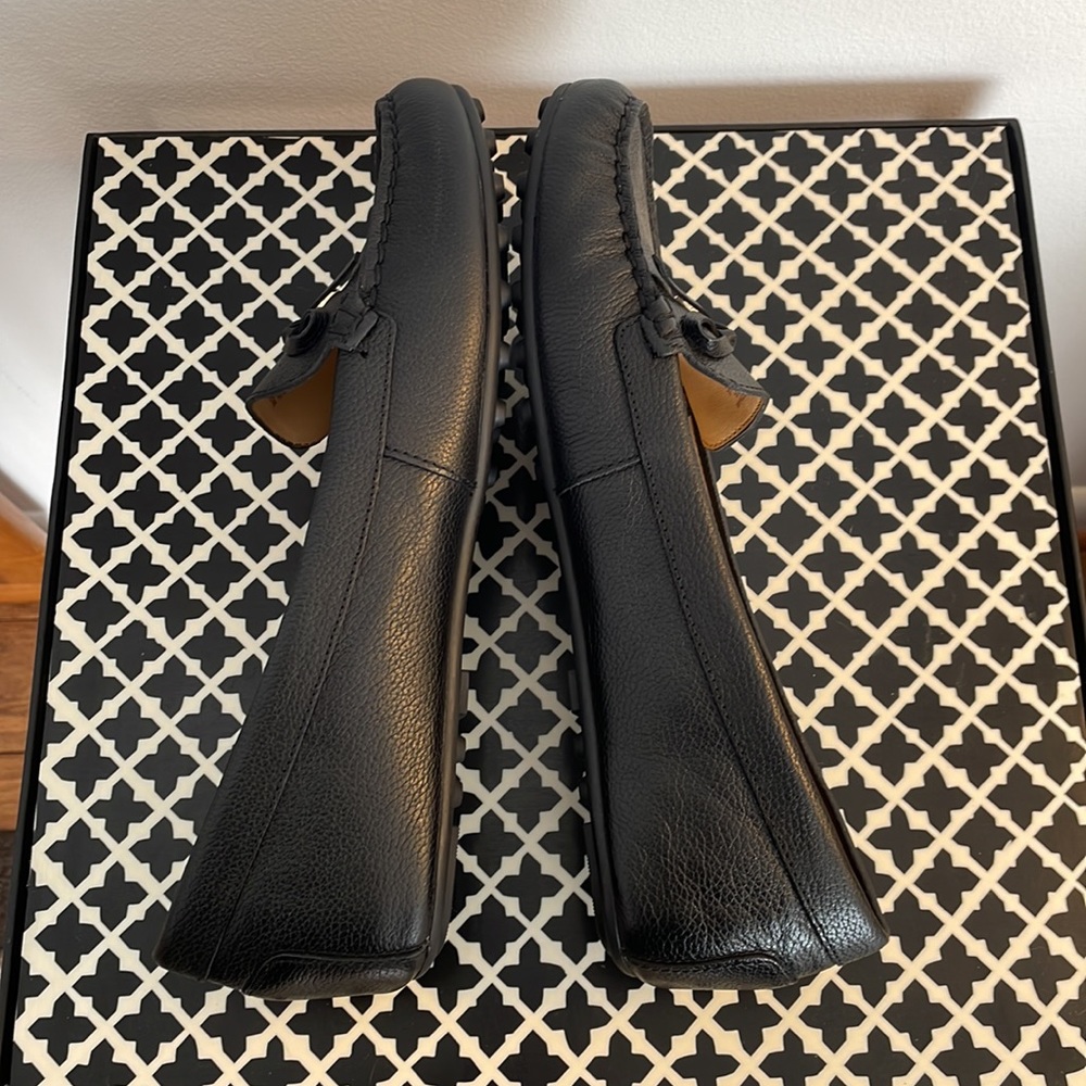 Excellent gently used condition leather loafers - Picture 5 of 7